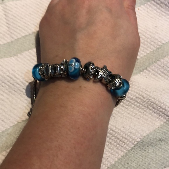 Blue and silver bracelet - Picture 7 of 7